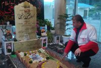 حضور هاتف باقر سلیمی سرپرست معاونت امداد و نجات جمعیت هلال احمر استان مازندران بر سر مزار شهید امدادگر مجتبی برسنجی
