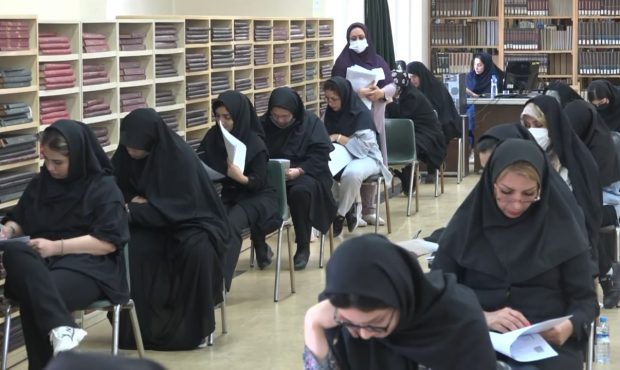 رقابت پرطرفدارترین رشته آزمون سراسری