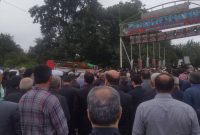 تشییع پیکر پدر شهیدان زارعی در کیاپی