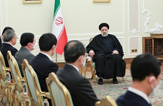 رئیسی: مواضع اخیر چین موجب گلایه‌مندی ایران شد