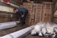 اهدای ۳۱ سری لوازم خانگی به سیل زدگان مرزن آباد