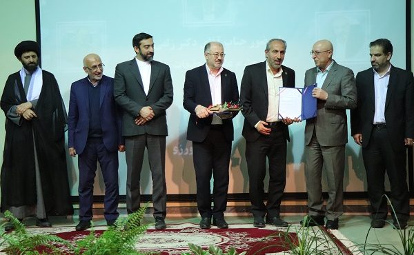 مراسم تودیع و معارفه رئیس دانشگاه علوم کشاورزی و منابع طبیعی ساری برگزار شد مراسم تودیع و معارفه رئیس دانشگاه علوم کشاورزی و منابع طبیعی ساری برگزار شد