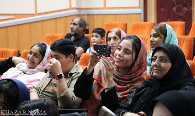 جشن راه یابی اسکیت باز اوتستیک مازندرانی به المپیک جهانی در ساری
