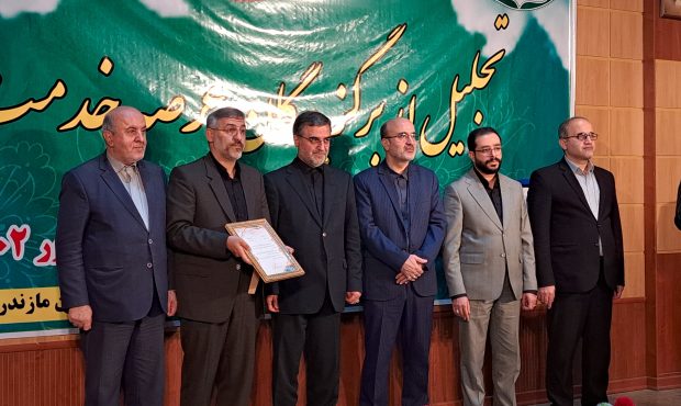 معرفی محمدعلی نوبخت بعنوان فرماندار برگزیده در استان مازندران در جشنواره شهید رجایی معرفی محمدعلی نوبخت بعنوان فرماندار برگزیده در استان مازندران در جشنواره شهید رجایی