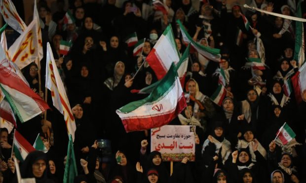 همایش شکوه اقتدار بسیجیان و اجتماع دختران حاج قاسم در مازندران برگزار شد همایش شکوه اقتدار بسیجیان و اجتماع دختران حاج قاسم در مازندران برگزار شد