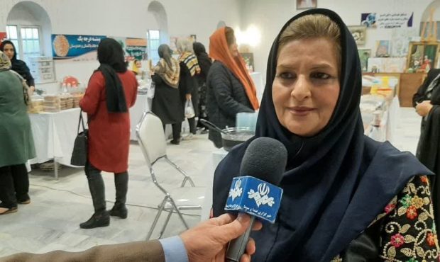 گشایش نمایشگاه توانمندی‌های زنان کارآفرین در قائم شهر
