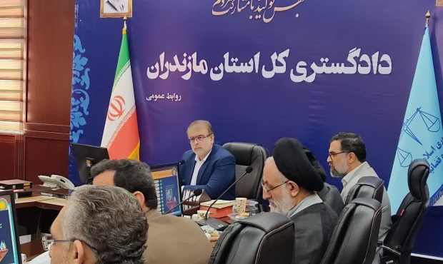 تاکید بر شفافیت عملکرد قضات با هدف ترویج عدالت در جامعه تاکید بر شفافیت عملکرد قضات با هدف ترویج عدالت در جامعه