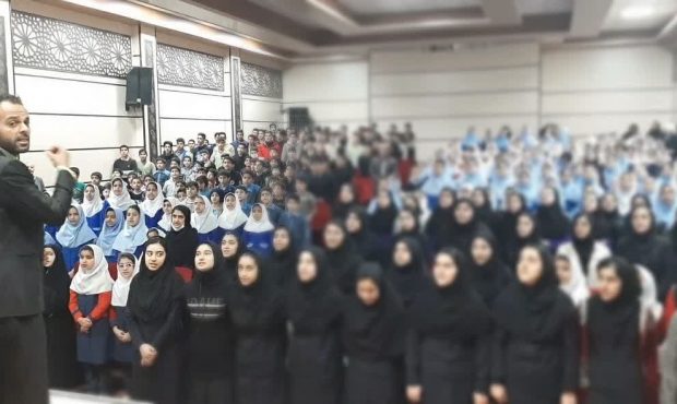 برگزاری جشن تکلیف رای اولیها در هیات علقمه مازندران برگزاری جشن تکلیف رای اولیها در هیات علقمه مازندران