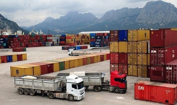 صادرات ۳۲۴ هزار تن انواع کالا از گمرکات مازندران صادرات ۳۲۴ هزار تن انواع کالا از گمرکات مازندران