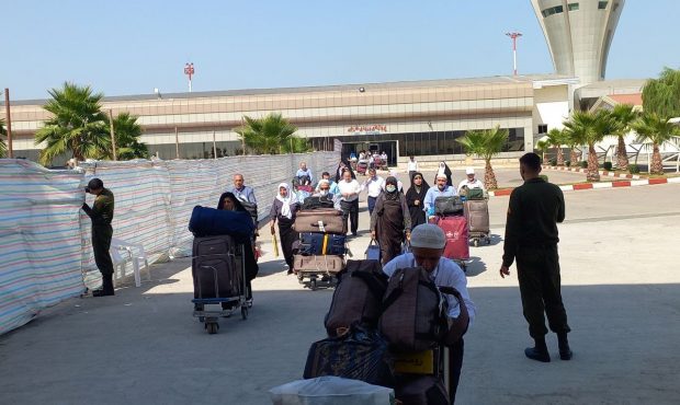 بازگشت آخرین گروه حجاج مازندرانی از سفر حج تمتع بازگشت آخرین گروه حجاج مازندرانی از سفر حج تمتع
