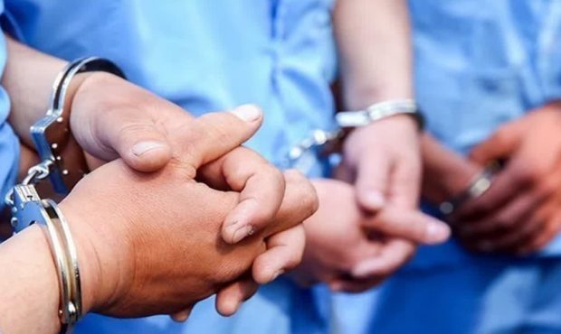 دستگیری ۳ متهم حرفهای کلاهبرداری اینترنتی دستگیری ۳ متهم حرفهای کلاهبرداری اینترنتی