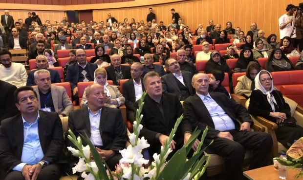 تجلیل از مقام دکتر محمدعلی برزگر آملی بنیانگذار جهانی خانههای بهداشت تجلیل از مقام دکتر محمدعلی برزگر آملی بنیانگذار جهانی خانههای بهداشت