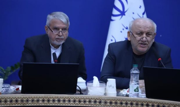 تقدیر وزیر گردشگری از استاندار مازندران برای مدیریت موفق تقدیر وزیر گردشگری از استاندار مازندران برای مدیریت موفق