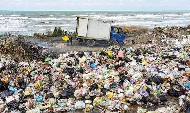 وقتی انسان زبالهساز میشود و بهدنبال دفع دستساختههای خود! وقتی انسان زبالهساز میشود و بهدنبال دفع دستساختههای خود!