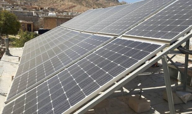 افتتاح نیروگاه خورشیدی ۵٠ کیلو واتی در چالوس