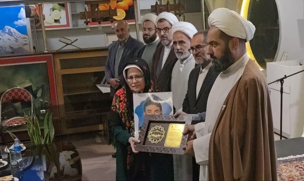 برگزاری آیین یادواره لاله‌های سفید (شهدای منا) در رامسر