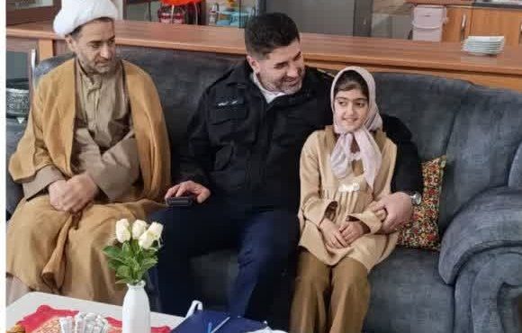 دیدار فرمانده پلیس راه مازندران با خانواده شهید حسن‌نژاد