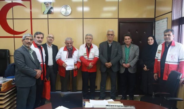 خیر نکایی ۲۵۰ تن سیمان برای بازسازی پل B1 کرج اهدا کرد خیر نکایی ۲۵۰ تن سیمان برای بازسازی پل B1 کرج اهدا کرد