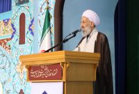 امام جمعه ساری: تشکیل قرارگاه جنگ اقتصادی برای مقابله با مفسدان ضروری است